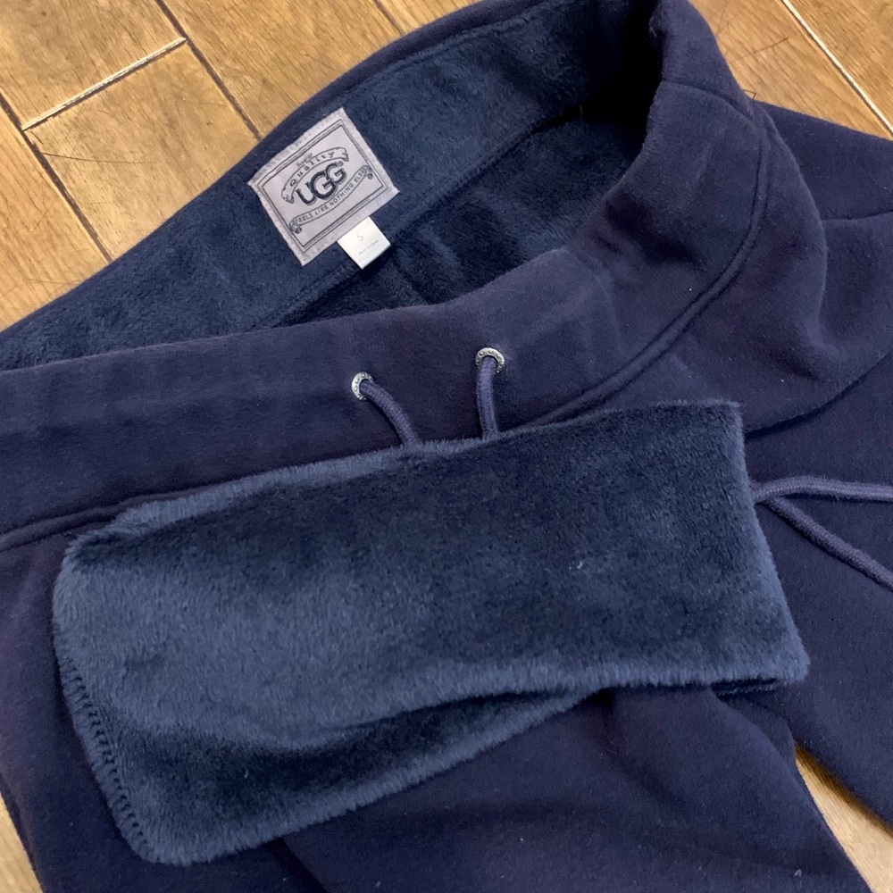 Ugg Sweatpants - S - Like New